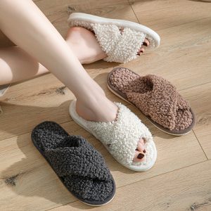 Premium Wholesale Girls’s Plush Open-Toe Wool Home Slippers – Prepared Inventory