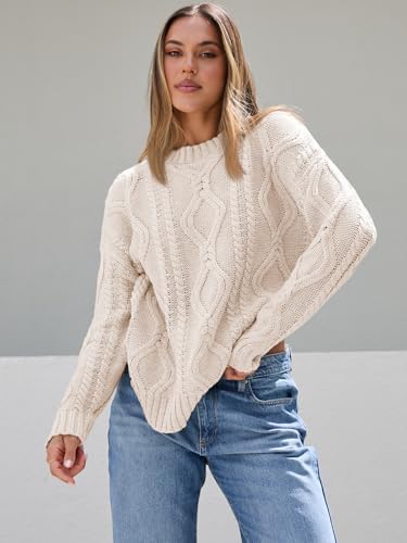 Stylish Queen Ladies's Outsized Cable Knit Crew Neck Sweaters