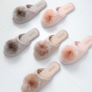 Wholesale Cozy Autumn-Winter Girls’s Indoor Slippers with Tassel Balls – New Mao Mao Dwelling Textiles